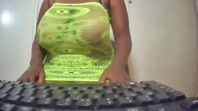 Snapshot of BusttyBoobs19 chatting on 05-03-26, 01:00 BusttyBoobs19 online show from 05-03-26, 01:00