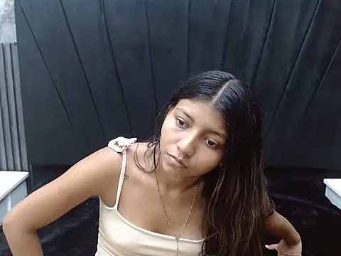AndreaSerpa online show from 06-16-26, 08:11