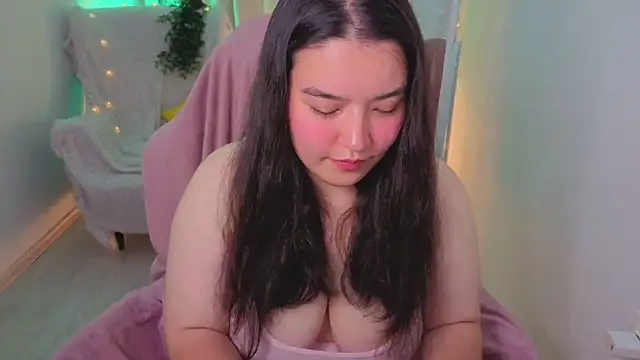 MomoRins online show from 07-16-26, 10:16