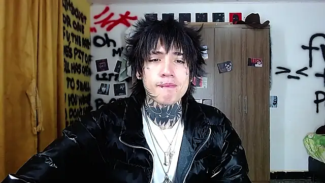 Snapshot of Ryoko_vishnu chatting on 06-14-26, 11:18 Ryoko vishnu online show from 06-14-26, 11:18