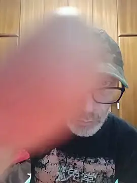 Snapshot of juicecumblast chatting on 05-13-26, 02:47 juicecumblast online show from 05-13-26, 02:47