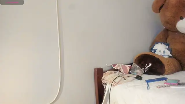 cami hot tits online show from 06-21-26, 08:17