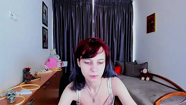 Snapshot of MiniLysii chatting on 06-27-26, 05:34 MiniLysii online show from 06-27-26, 05:34