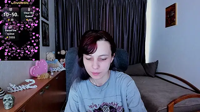 Snapshot of MiniLysii chatting on 07-04-26, 05:57 MiniLysii online show from 07-04-26, 05:57