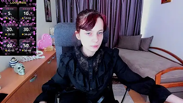 Snapshot of MiniLysii chatting on 07-05-26, 05:58 MiniLysii online show from 07-05-26, 05:58