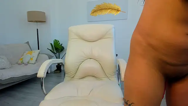 Nicolle Lexy online show from 06-19-26, 06:40