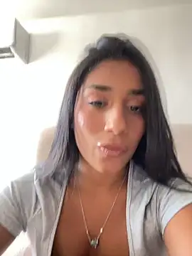 Snapshot of SaryJonex chatting on 07-16-26, 03:07 SaryJonex online show from 07-16-26, 03:07