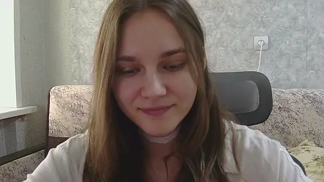 Snapshot of DolcezzaCream chatting on 07-07-26, 10:52 DolcezzaCream online show from 07-07-26, 10:52
