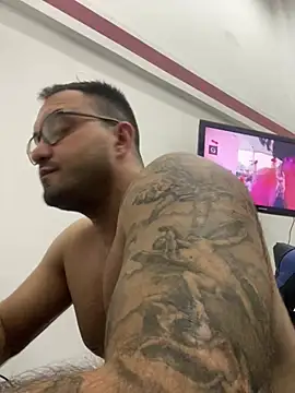 Nicanor 21 online show from 04-26-26, 01:58