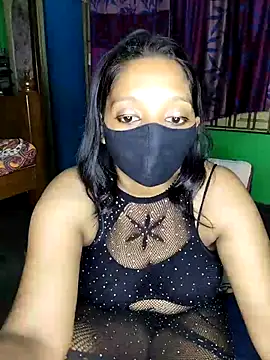 Snapshot of Scarlethoty chatting on 05-23-26, 11:03 Scarlethoty online show from 05-23-26, 11:03