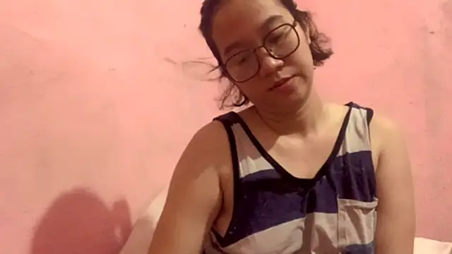 Xxx tit online show from 04-25-26, 12:08