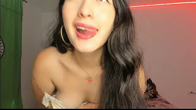 lolacute69  online show from 06-26-26, 04:22