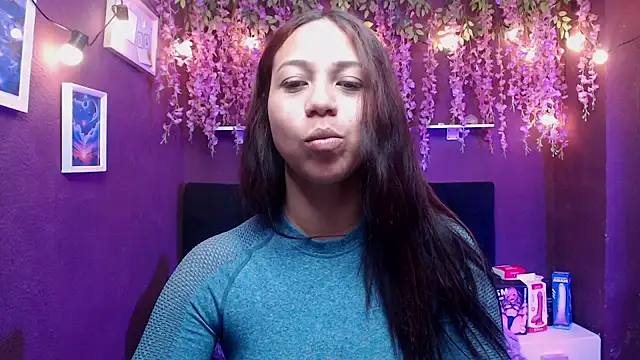 Snapshot of monik299 chatting on 05-05-26, 01:08 monik299 online show from 05-05-26, 01:08