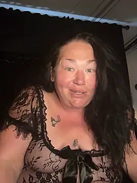 chelledark online show from 06-10-26, 05:12