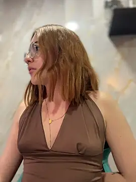 Zoegreco online show from 04-23-26, 11:07