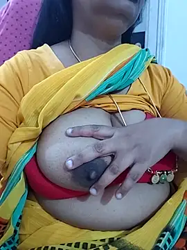 Snapshot of Nayana_456 chatting on 06-14-26, 07:21 Nayana 456 online show from 06-14-26, 07:21