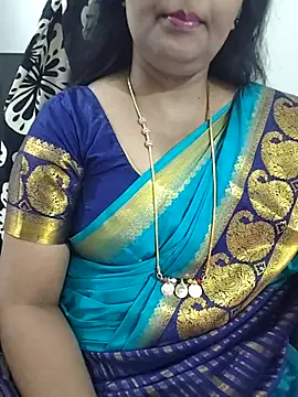 Snapshot of Nayana_456 chatting on 07-17-26, 12:23 Nayana 456 online show from 07-17-26, 12:23
