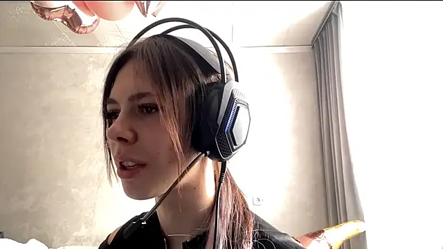 TuZezima online show from 04-25-26, 01:41