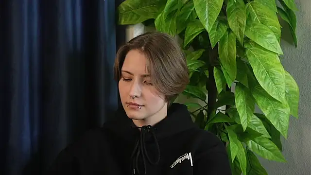 PalmiraHoyman online show from 04-24-26, 03:47