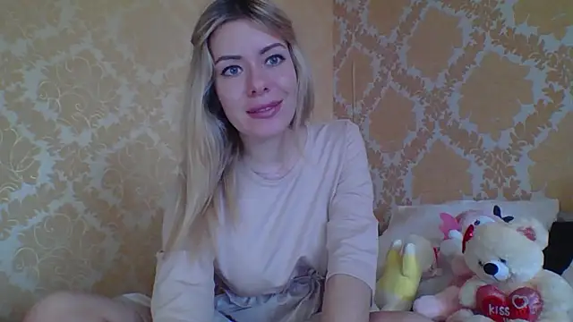 Softy Aura  online show from 06-03-26, 02:33