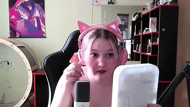 ZoyaMek online show from 04-25-26, 06:05