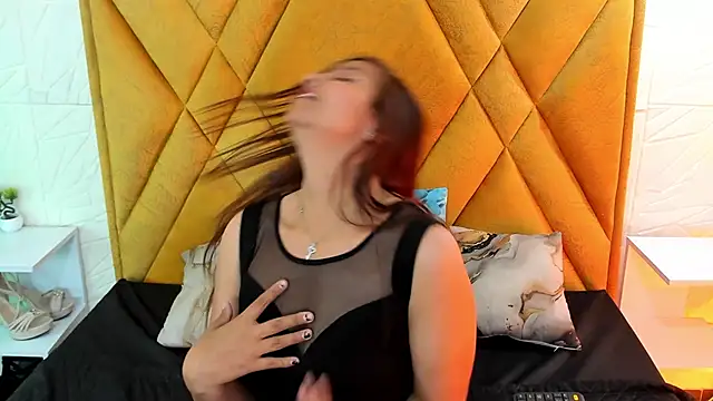 AmbersRouse online show from 04-24-26, 09:06