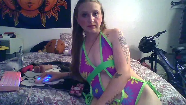 BunnyHooppss online show from 06-10-26, 05:56
