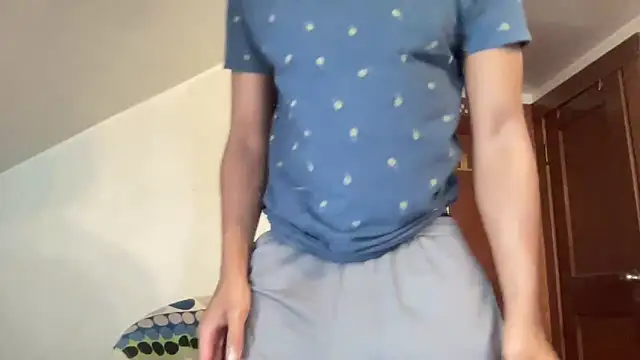 Outofhisleague  online show from 04-27-26, 09:35