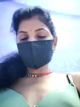 Snapshot of RUHI_1143 chatting on 06-04-26, 07:53 RUHI 1143 online show from 06-04-26, 07:53