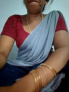Tamil Hot HoneyBee online show from 06-25-26, 06:56
