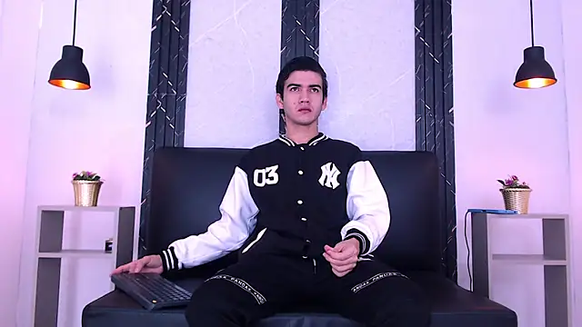 Feiccer Castquer online show from 05-10-26, 11:15