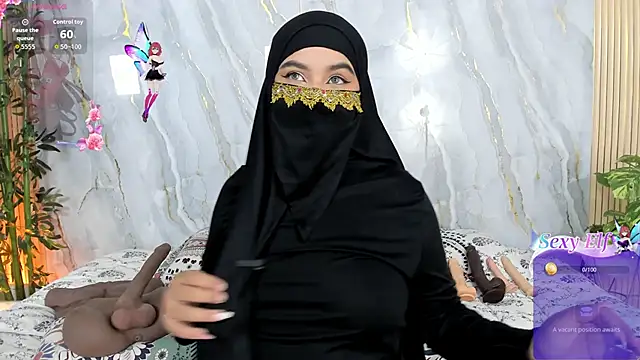 Xiomara Fadel online show from 06-10-26, 07:02