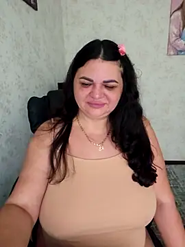 Snapshot of -CUTE-EVVIL- chatting on 05-12-26, 04:42 -CUTE-EVVIL- online show from 05-12-26, 04:42