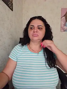 Snapshot of -CUTE-EVVIL- chatting on 06-13-26, 07:17 -CUTE-EVVIL- online show from 06-13-26, 07:17