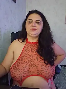 Snapshot of -CUTE-EVVIL- chatting on 06-30-26, 06:42 -CUTE-EVVIL- online show from 06-30-26, 06:42