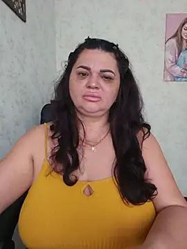 Snapshot of -CUTE-EVVIL- chatting on 07-07-26, 07:34 -CUTE-EVVIL- online show from 07-07-26, 07:34