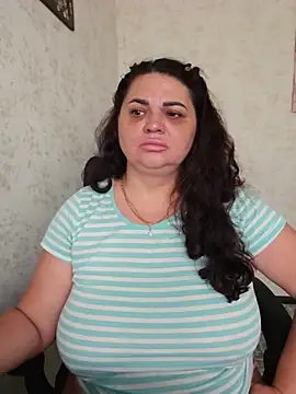 Snapshot of -CUTE-EVVIL- chatting on 07-16-26, 06:19 -CUTE-EVVIL- online show from 07-16-26, 06:19
