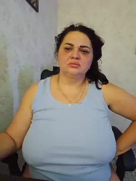 Snapshot of -CUTE-EVVIL- chatting on 07-19-26, 07:06 -CUTE-EVVIL- online show from 07-19-26, 07:06
