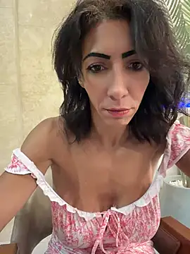 Yasmiinee online show from 06-24-26, 07:24