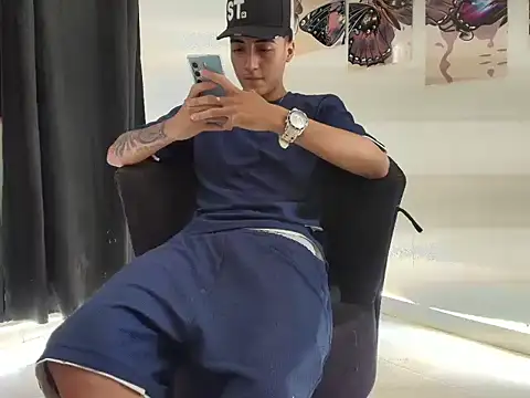 Jamsellcockhard online show from 04-28-26, 03:22