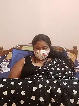 Snapshot of telugu_Geetha40 chatting on 05-30-26, 05:26 telugu Geetha40 online show from 05-30-26, 05:26