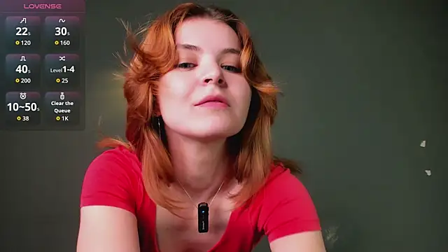 LeyaBloom online show from 07-04-26, 11:00