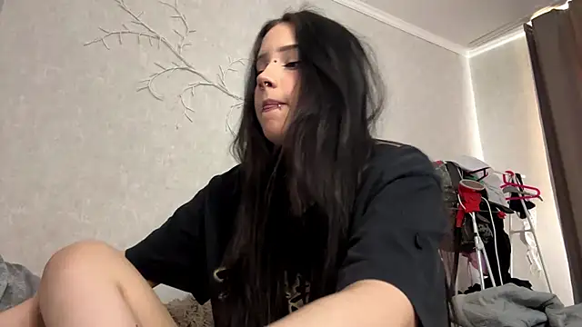 LouisePavlides online show from 05-15-26, 12:45
