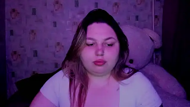 Snapshot of LillyHaigh chatting on 05-19-26, 07:09 LillyHaigh online show from 05-19-26, 07:09