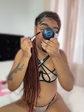 Ebony maison online show from 04-28-26, 07:30