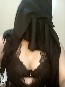 Nour20004 online show from 05-18-26, 10:26