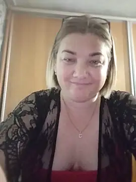 Snapshot of MiyaOlliver chatting on 05-30-26, 09:50 MiyaOlliver online show from 05-30-26, 09:50