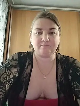 Snapshot of MiyaOlliver chatting on 06-02-26, 11:56 MiyaOlliver online show from 06-02-26, 11:56