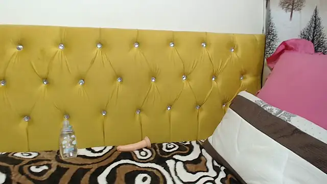 GlamGoddess91 online show from 06-09-26, 12:55