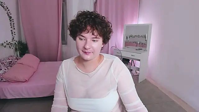 Snapshot of MelittaStorrie chatting on 07-10-26, 06:28 MelittaStorrie online show from 07-10-26, 06:28